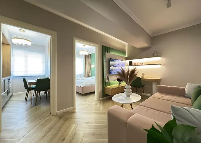 Love My Apartments Near Airport - Parking Free