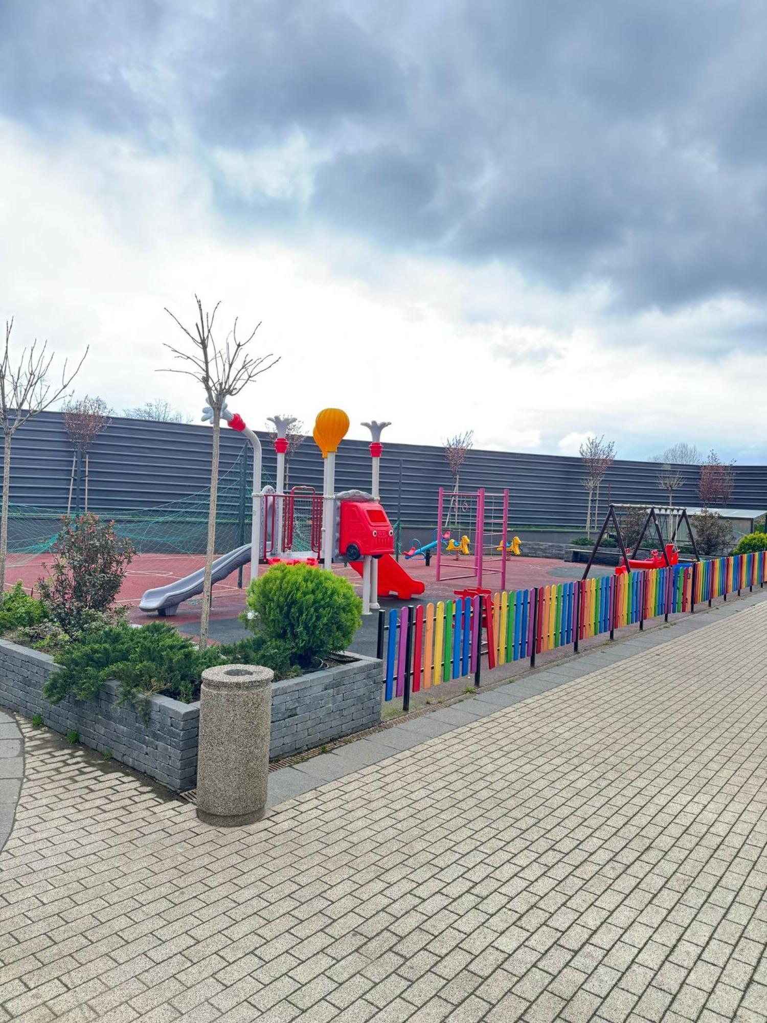My Near Airport - Parking Free