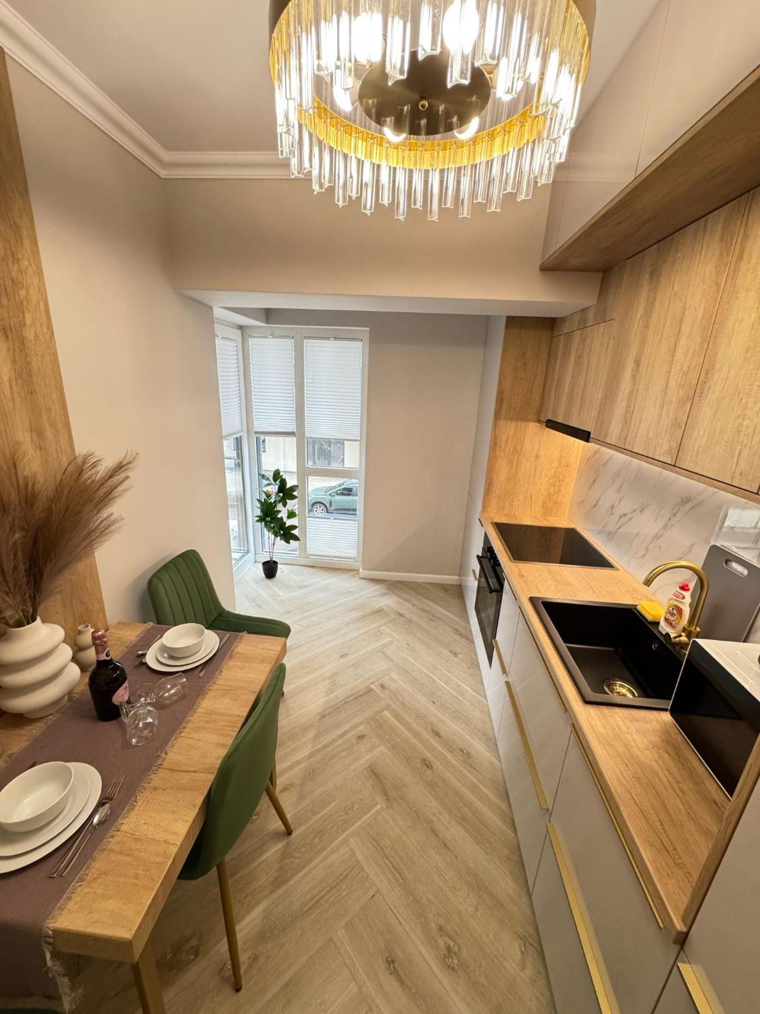 My Near Airport - Parking Free Apartament Iasi