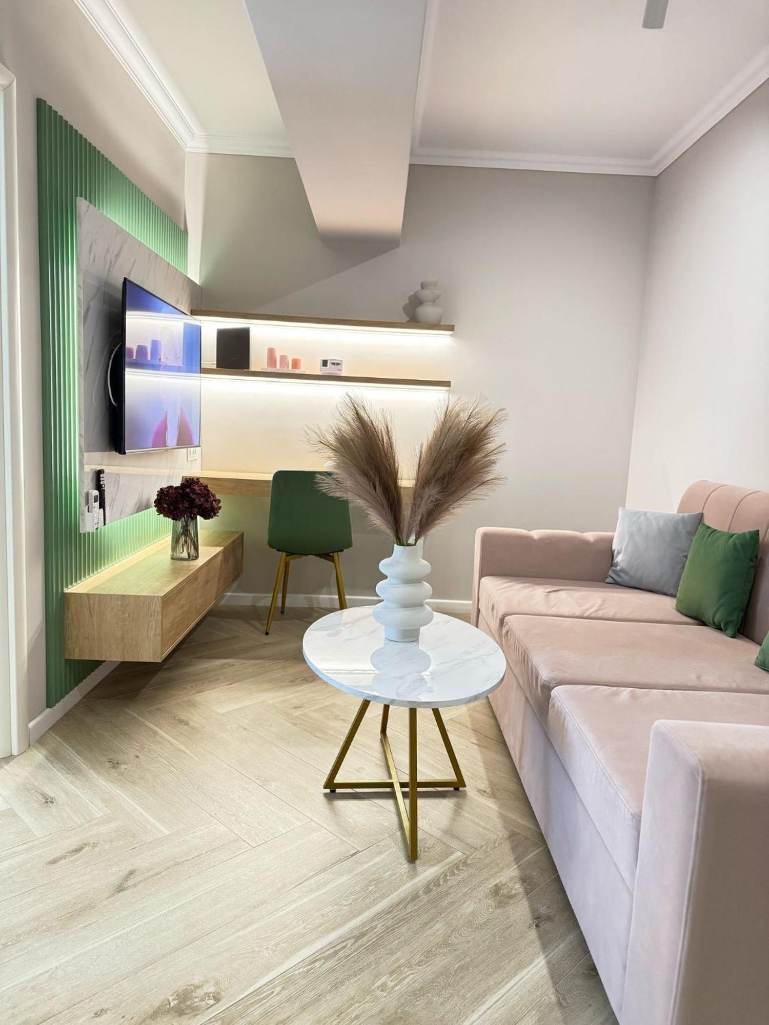 Apartament My Near Airport - Parking Free